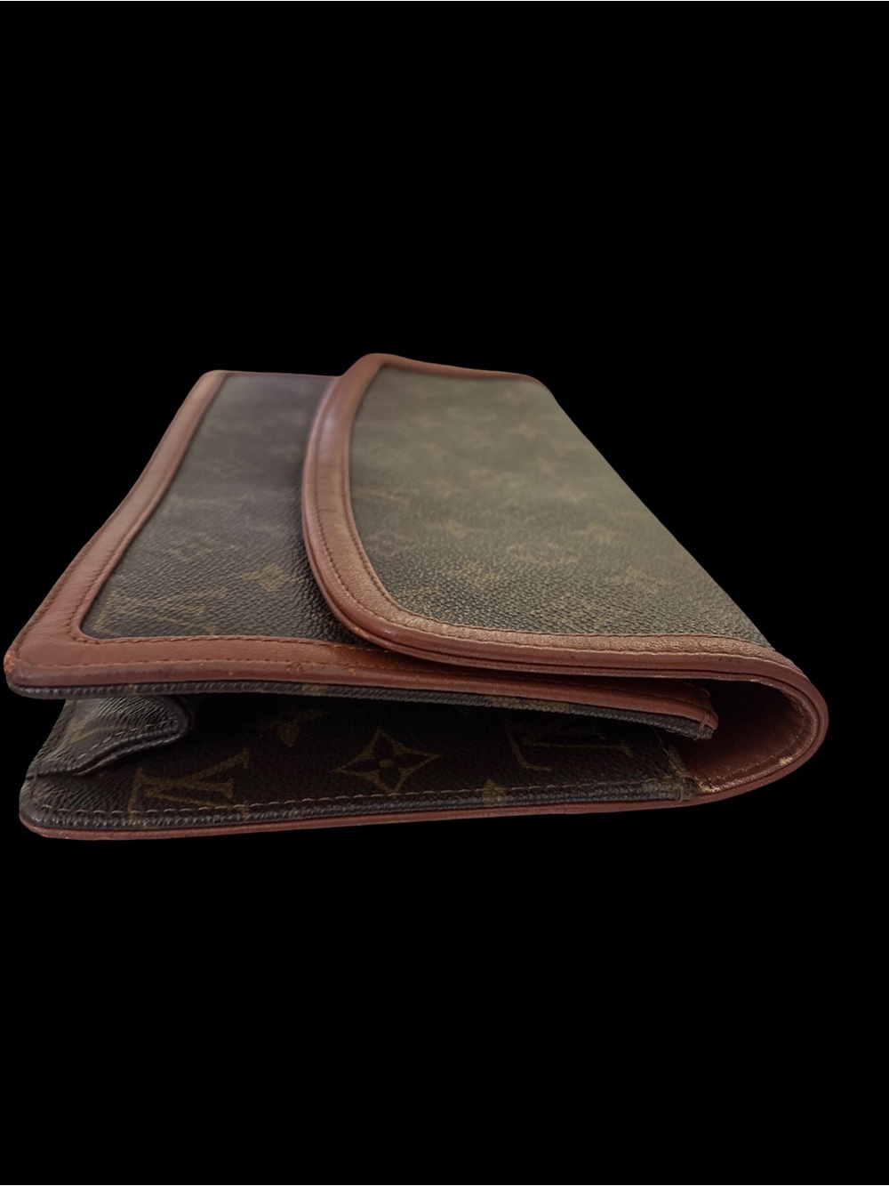 Louis Vuitton Monogram Foldover Clutch in Brown & Tan Leather Trim - Picture 4 of 10